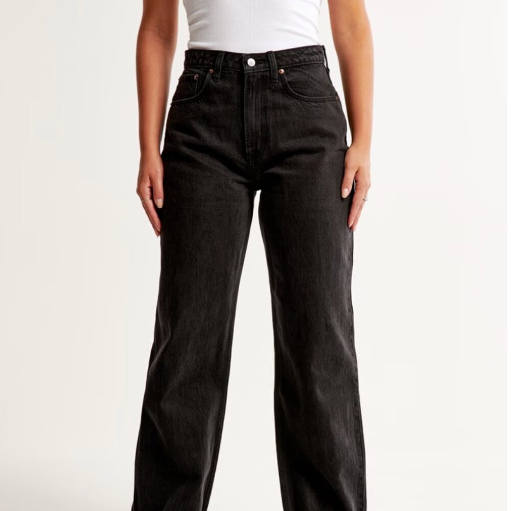 Abercrombie Curve Love High Rise Loose Jean - 27